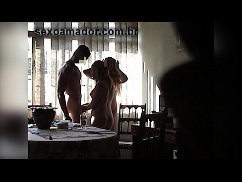 ❤️ Seksisõbrad kutsuvad hiiglasliku mehe ja temaga kolmekesi ☑ Anaal video at porn et.yourxxxvideos.ru